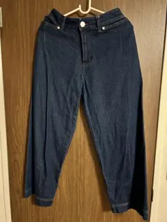 Item thumbnail for item 50a595b9-5c76-4dca-b258-f23fc62eaedf