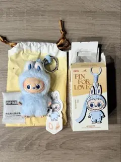正規品　POPMART LABUBU PIN FOR LOVE イニシャルD