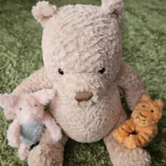 くまのプーさんと仲間のぬいぐるみ セット　クラシックプーのサムネイル