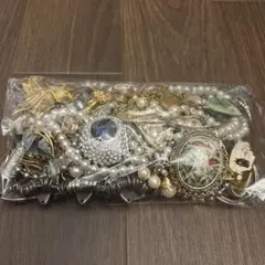 アクセサリーまとめ ネックレス 大量 ブローチ パール イミテーション ジャンク
