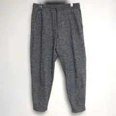 N290 ユニクロ　ウルトラストレッチアクティブジョガーパンツ　グレー/XL