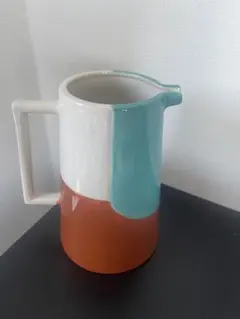 フラワーベース　花瓶