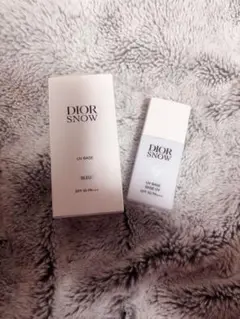 Dior Snow UV Base ブルー SPF50 30ml