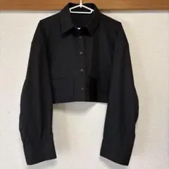 スピンズ　ブラック　クロップド丈　シャツのサムネイル