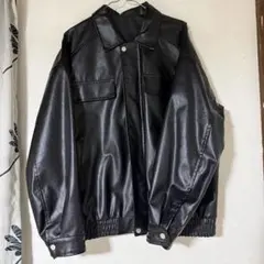 ブラック 合成皮革 ボックスシルエットジャケット M