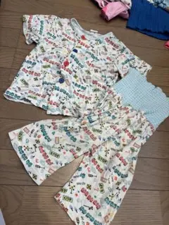 900円　90cm 電車柄腹巻パジャマ