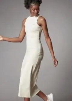 adidasアディダスオーガニックコットン　レディース　ワンピース