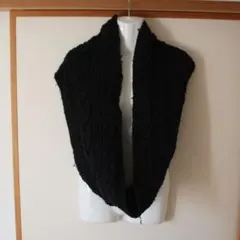 LOWRYS FARM・ケーブル編み・スヌード・ネックウォーマー・黒