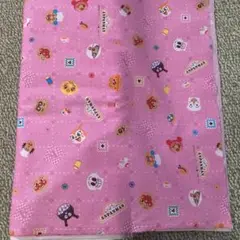 新品　アンパンマン　ピンク　生地　はぎれ　50cm単位