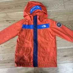THE NORTH FACE オレンジジャケット