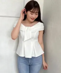 herlipto Asymmetric Ribbon Top ホワイト Mサイズ herlipto Asymmetric Ribbon Top ホワイト白 S - メルカリ
