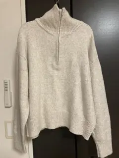 ハーフジップ　セーター