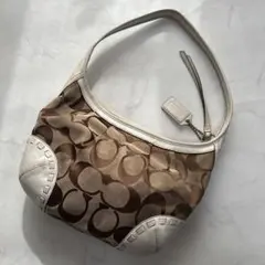 コーチ　ソーホー　ワンショルダー　シグネチャー　キャンバスレザー　肩掛け