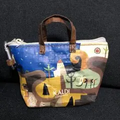 カルディ伝説柄カラビナ付きミニバッグ　ミニトート　中身はありません。