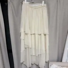 Lily brown シアーフリルティアード スカート　リリーブラウン　ホワイト
