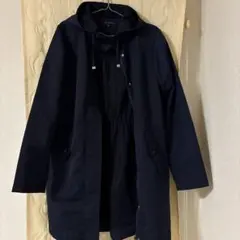 ネイビー フード付き マウンテンパーカー