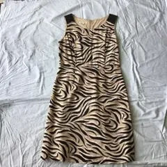 LAURA ASHLEY ゼブラ柄ノースリーブワンピース 11