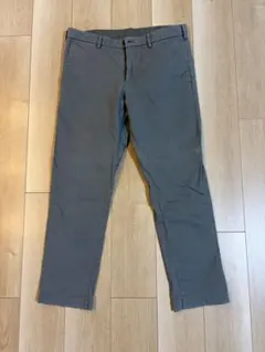 UNIQLOメンズスリムフィットノータックチノ　ウエスト82