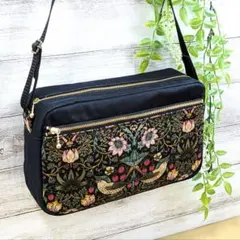 ウィリアムモリス　ハンドメイド　2wayレクタングルバッグ　いちご泥棒