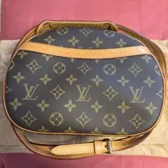 LOUIS VUITTON ブロワ　モノグラムショルダーバッグのサムネイル