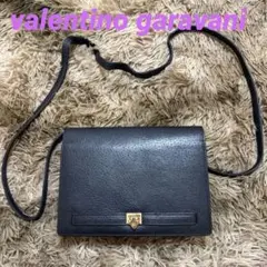valentino garavani⚪︎ショルダーバッグ⚪︎ブラックのサムネイル