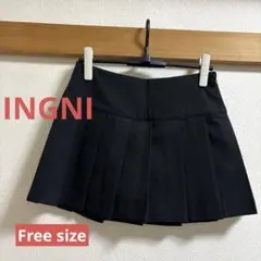 m*a様 INGNI 黒いプリーツミニスカート