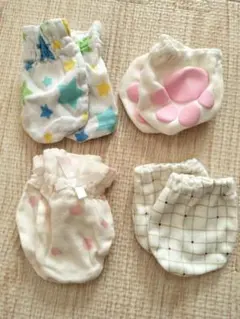 値下げ！ベビーミトン4双（2双未使用）セット ベビー手袋 ひっかき防止 新生児