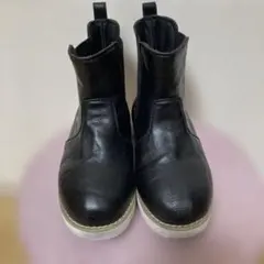 西松屋　サイドゴアブーツ　19cm ブラック　軽量のサムネイル