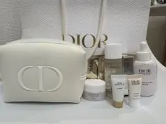 DIOR CAPTURE TOTALE ディスカバリーキットポーチ付き - メルカリ