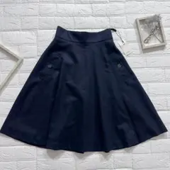 ✨新品・タグ付き・美品✨　anateliér　ひざ下丈フレアスカート　ネイビー