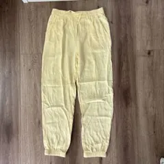 H&M リラックスパンツ　140 イエロー　レーヨンのサムネイル