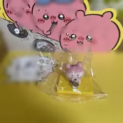 松屋とちいかわコラボフィギュア　カニちゃん（古本屋）