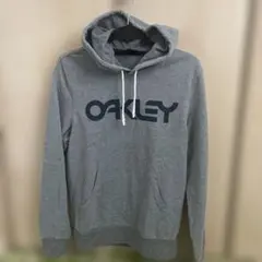 OAKLEY グレー フード付きパーカー