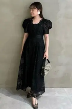 美品　Lily Brown リリーブラウン レイヤードシャイニードレス