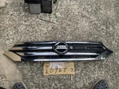 日産 セレナC28前期 オーテック AUTECH 純正 グリル 美品 希少 - メルカリ