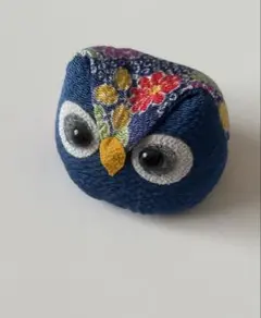フクロウの刺繍置物 約5cm