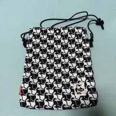 CHUMS サコッシュ