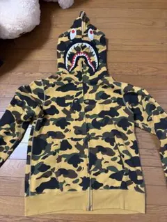 A BATHING APE　リバーシブルパーカー　ネオン×黄カモ A BATHING APE リバーシブルパーカー ネオン×黄カモ