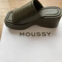 マウジー　オープントゥサンダル