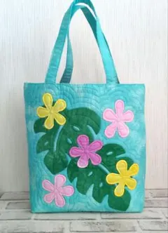 ハワイアンキルト ハンドメイド ☆プルメリア モンステラ柄トートバッグ