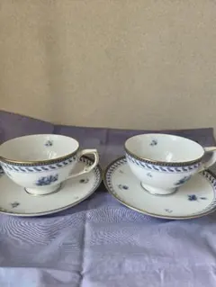 ノリタケ青い花柄 ティーカップ・ソーサーセット