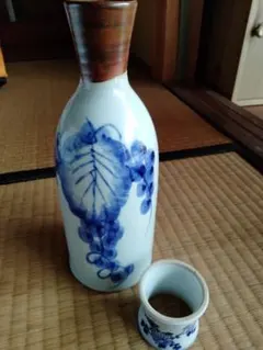 年代物　陶器製徳利とおちょこ