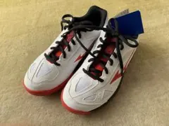 ミズノ　テニスシューズ　ブレイクショット3新品　23cm