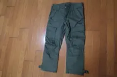 Levi's カーゴパンツ オリーブ色
