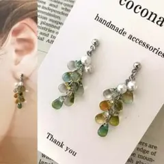 ハンドメイドピアス　しずく　ドロップ　イエロー　ミモザ　揺れる