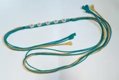 【値下げ】成人式　振袖　エメラルドグリーンとゴールドの花装飾帯締め