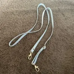 【USED】 スマホストラップ 水色