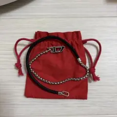 DIESEL 黒とシルバーのブレスレット