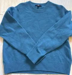 UNIQLO プレミアムラムクルーネックセーター