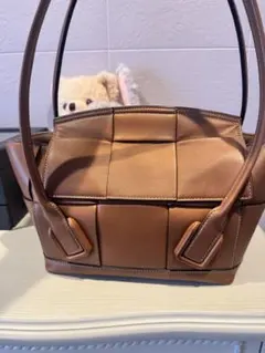 美品 ボッテガヴェネタ BOTTEGA VENETA スモールブラウン